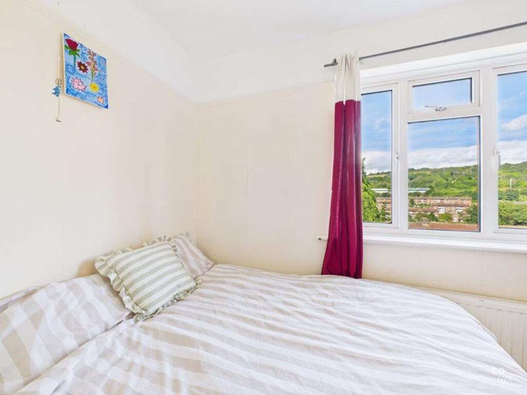 1 bedroom semi-detached house for rent