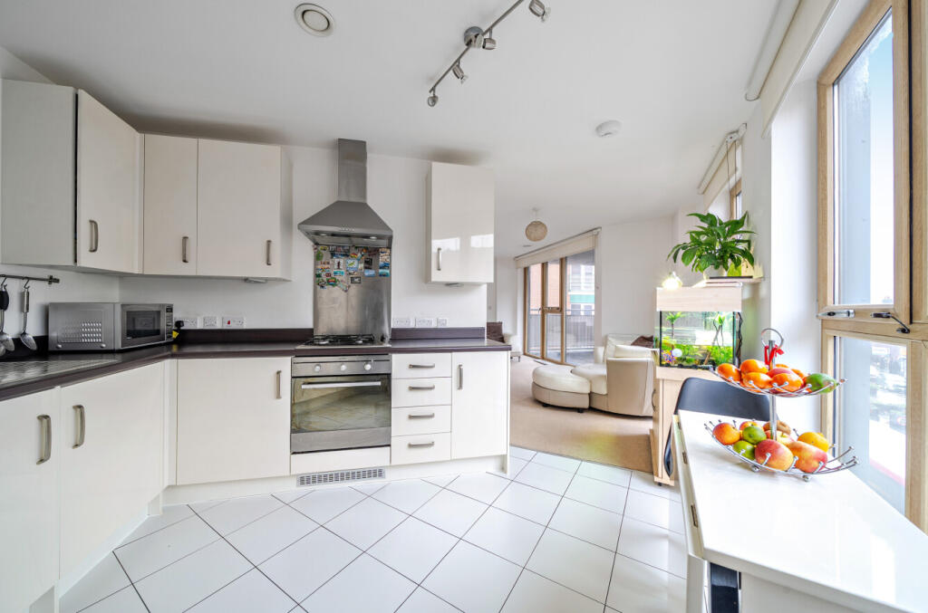 Main image of property: Bensham Lane, Croydon, London, CR0