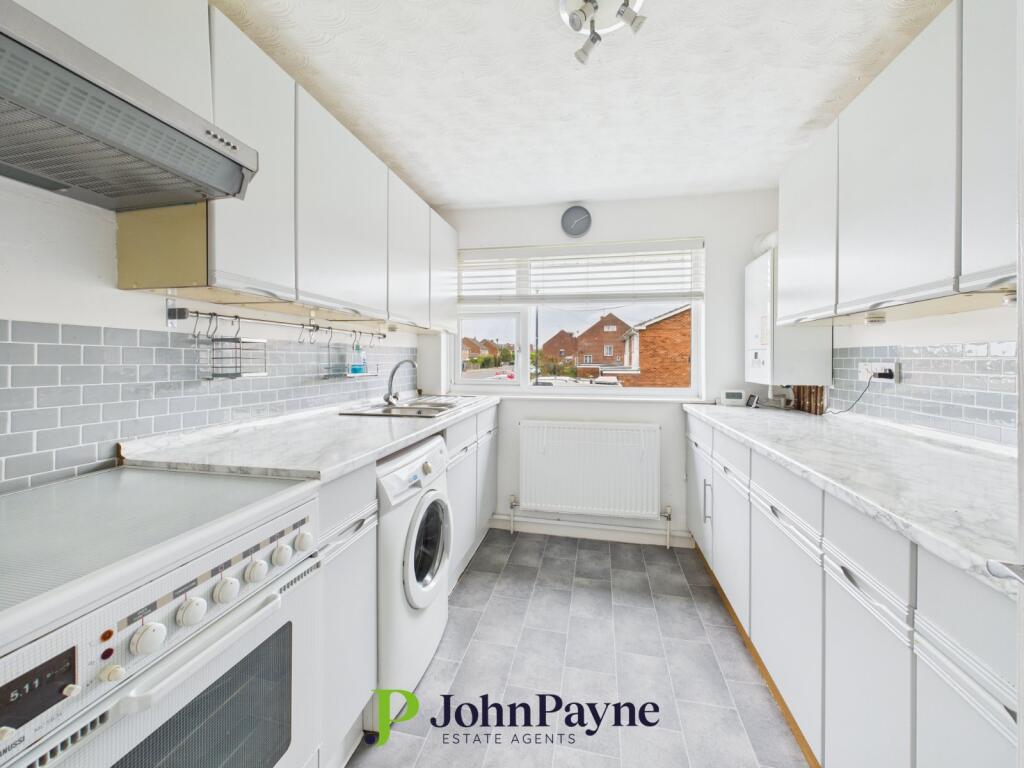 Modbury Close, Styvechale, Coventry, CV3 photo 3