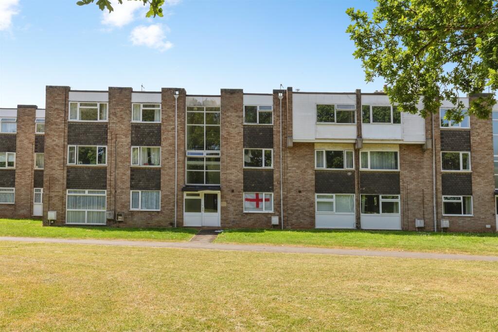 Main image of property: Chargrove, Yate, Bristol
