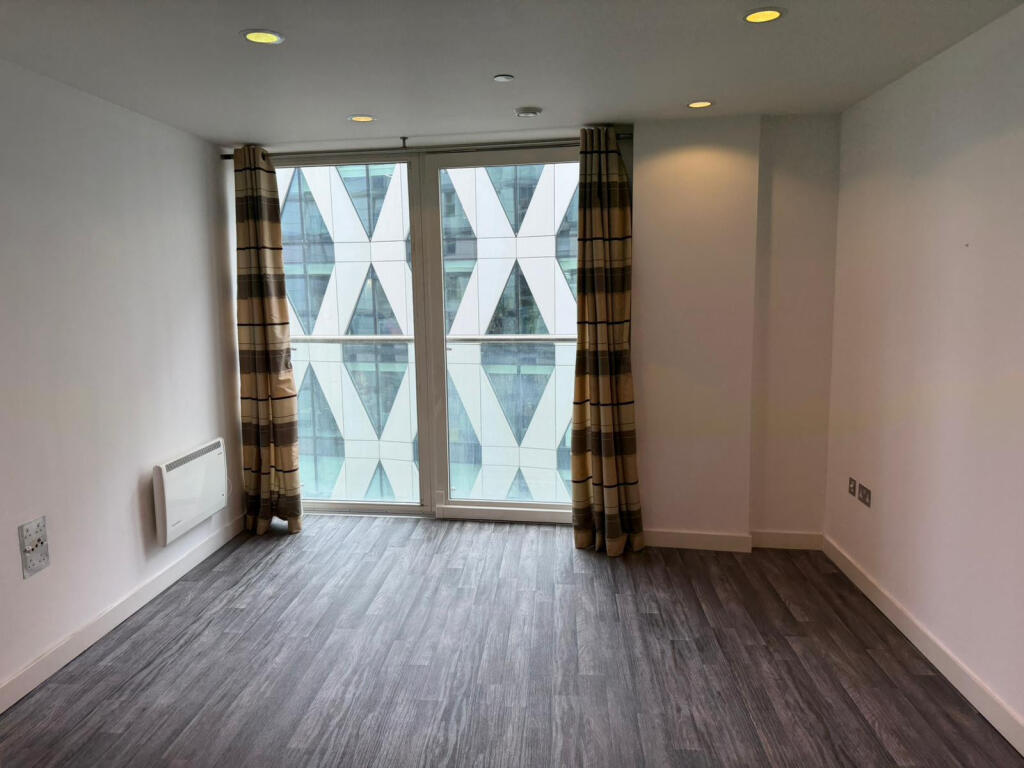 Apartment in Manchester - View 4