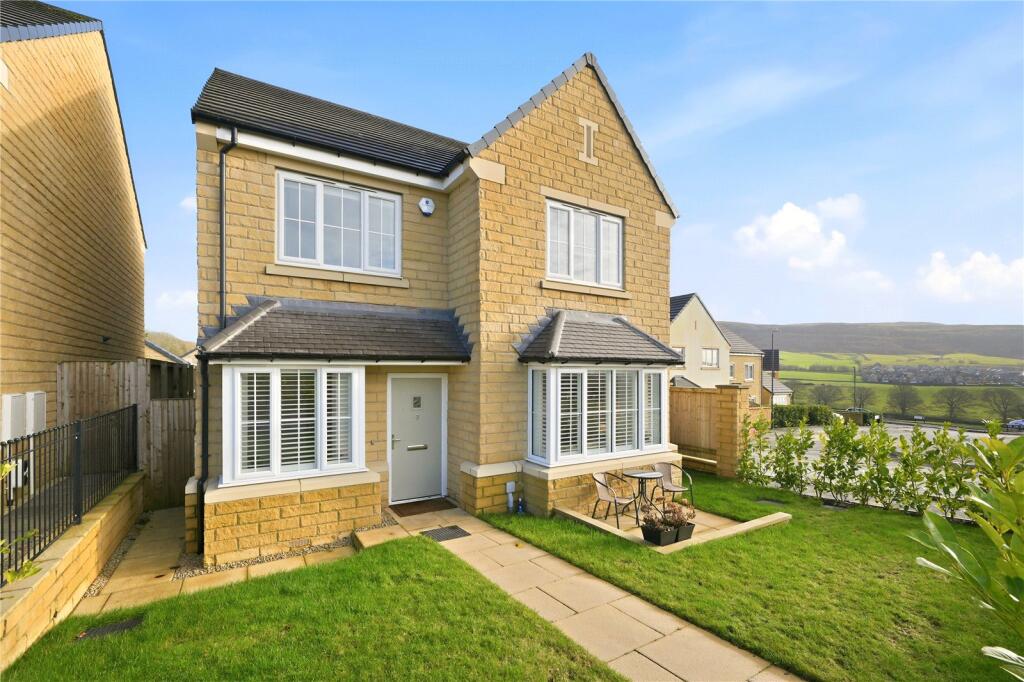 Main image of property: 3 Whernside Road, Spencer Grange, Skipton, BD23 1FX