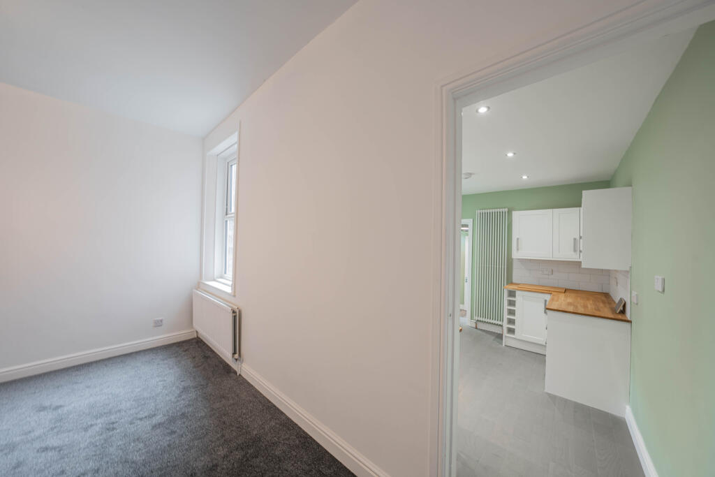 Apartment in Gateshead, North East - View 5