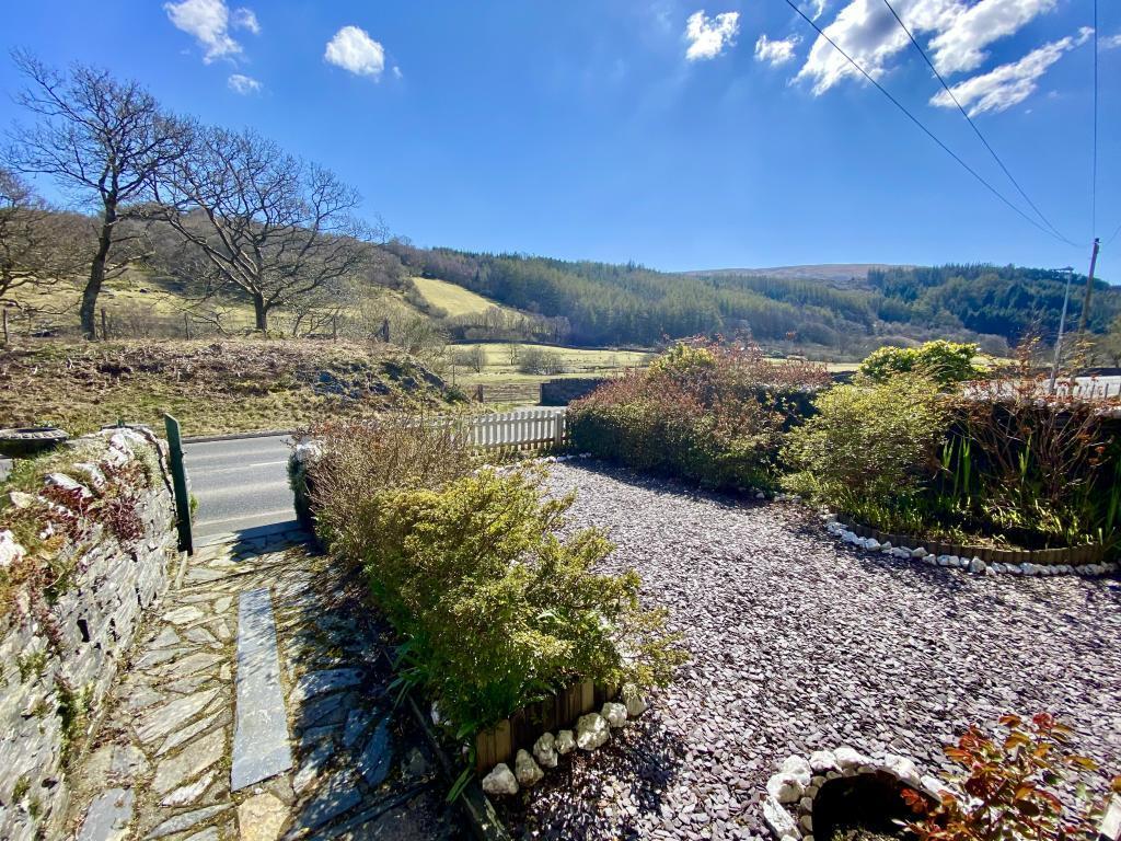 Prince Llewelyn Terrace, Dolwyddean photo 3