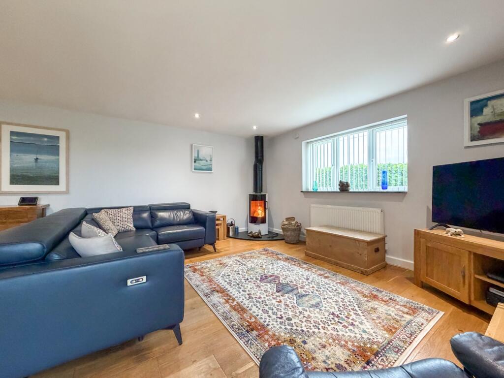 Germoe, Modern bungalow in convenient location photo 2