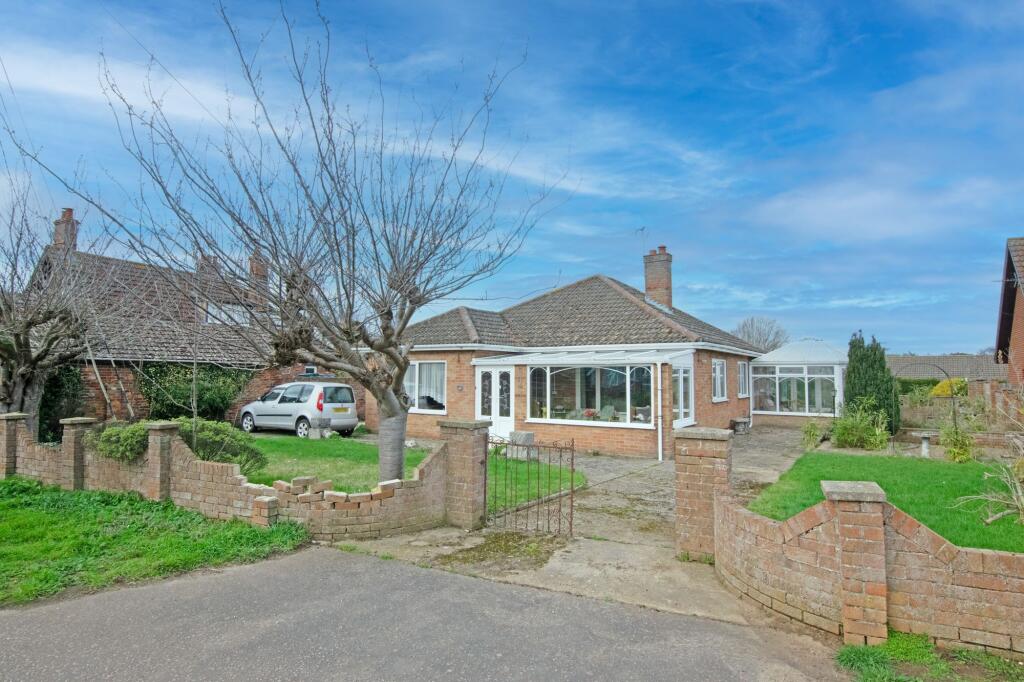 Main image of property: Non-Estate Bungalow in Heacham