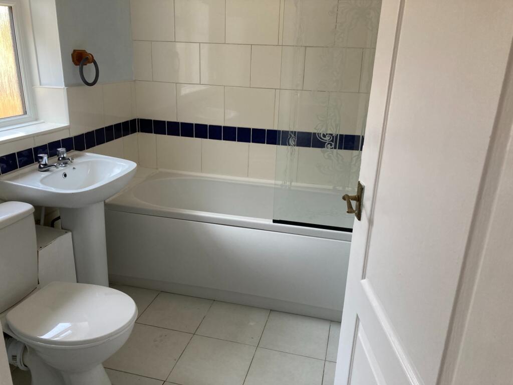 House in Nottingham - View 5