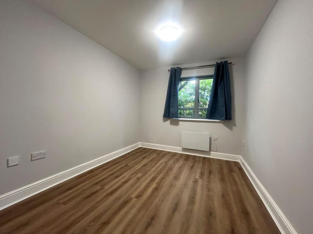 Apartment in Harrow - View 5