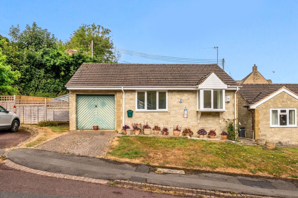 Main image of property: The Ridings, Nailsworth, GL6