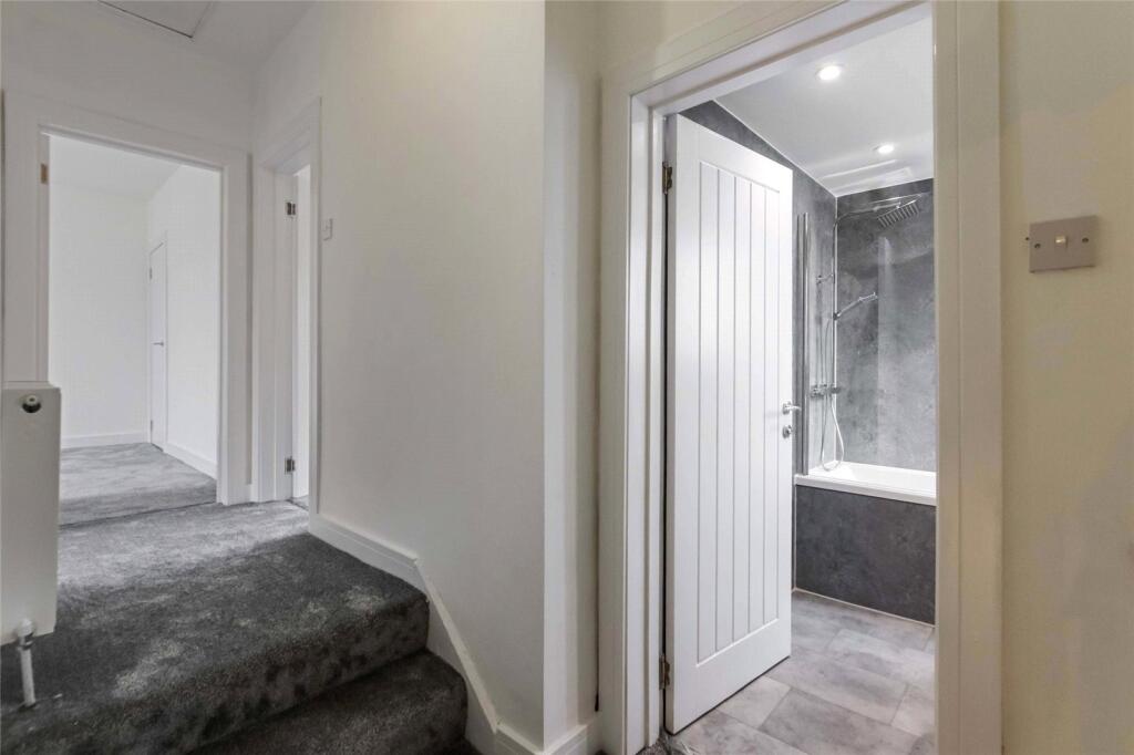 Apartment in Glasgow, South Lanarkshire - More