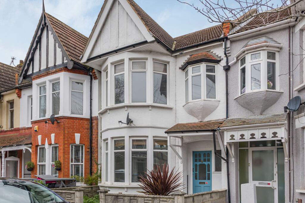 Main image of property: Fleetwood Avenue, Westcliff-On-Sea, SS0