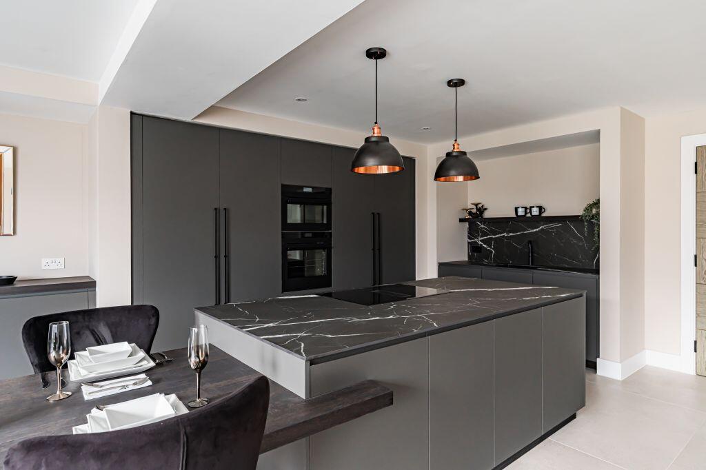 House in Edinburgh - More