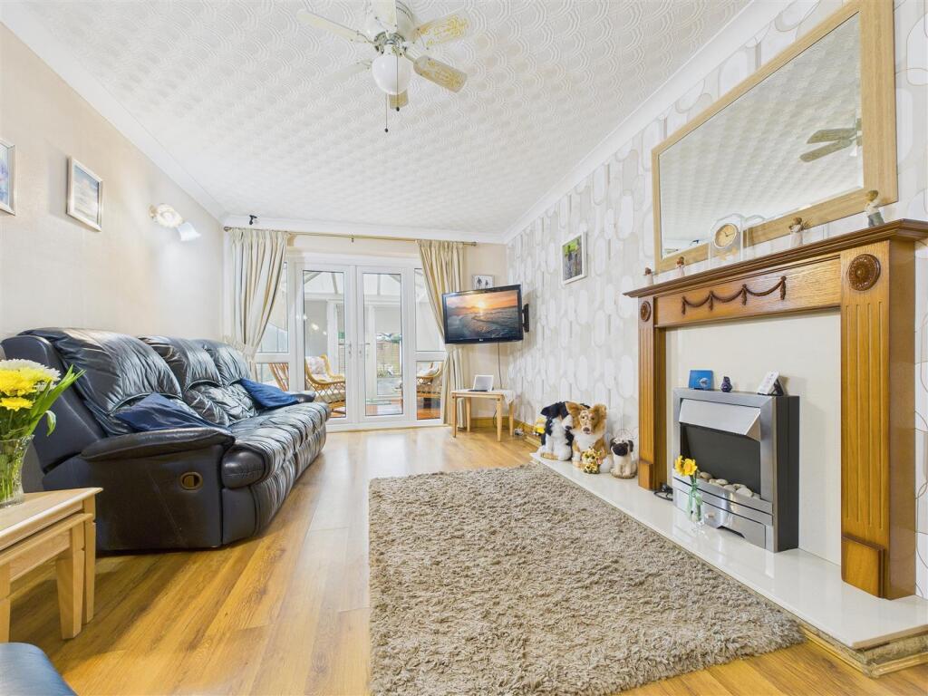 Tithebarn Road, Rugeley photo 2