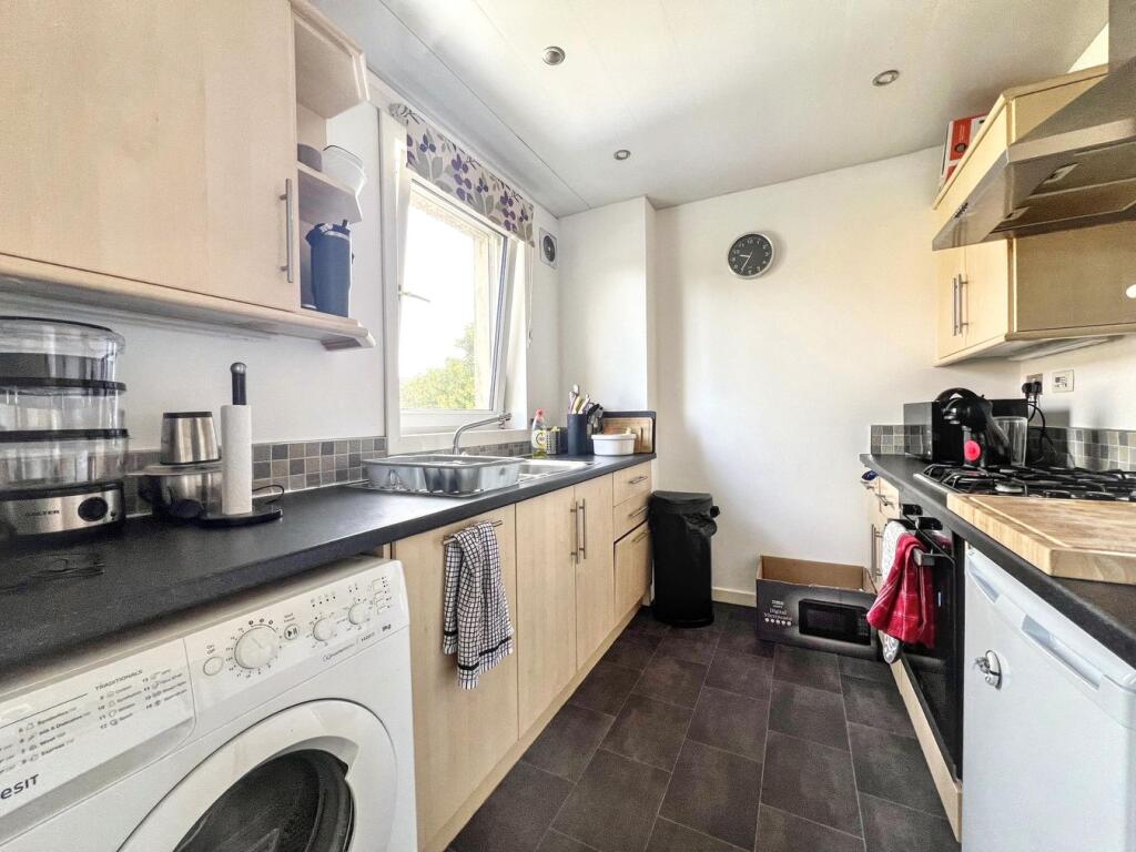 Apartment in Edinburgh, South Gyle - More