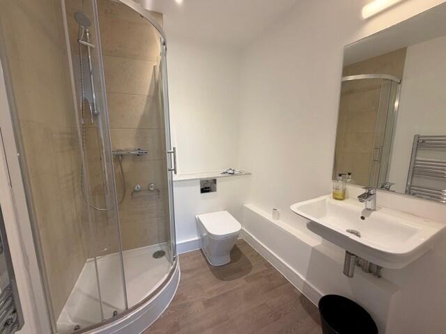 Apartment in Leicester - View 5