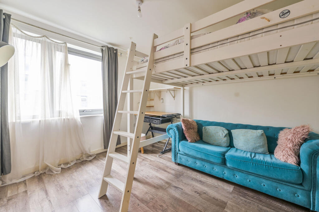 Main image of property: Victoria Road, North Acton, London, W3