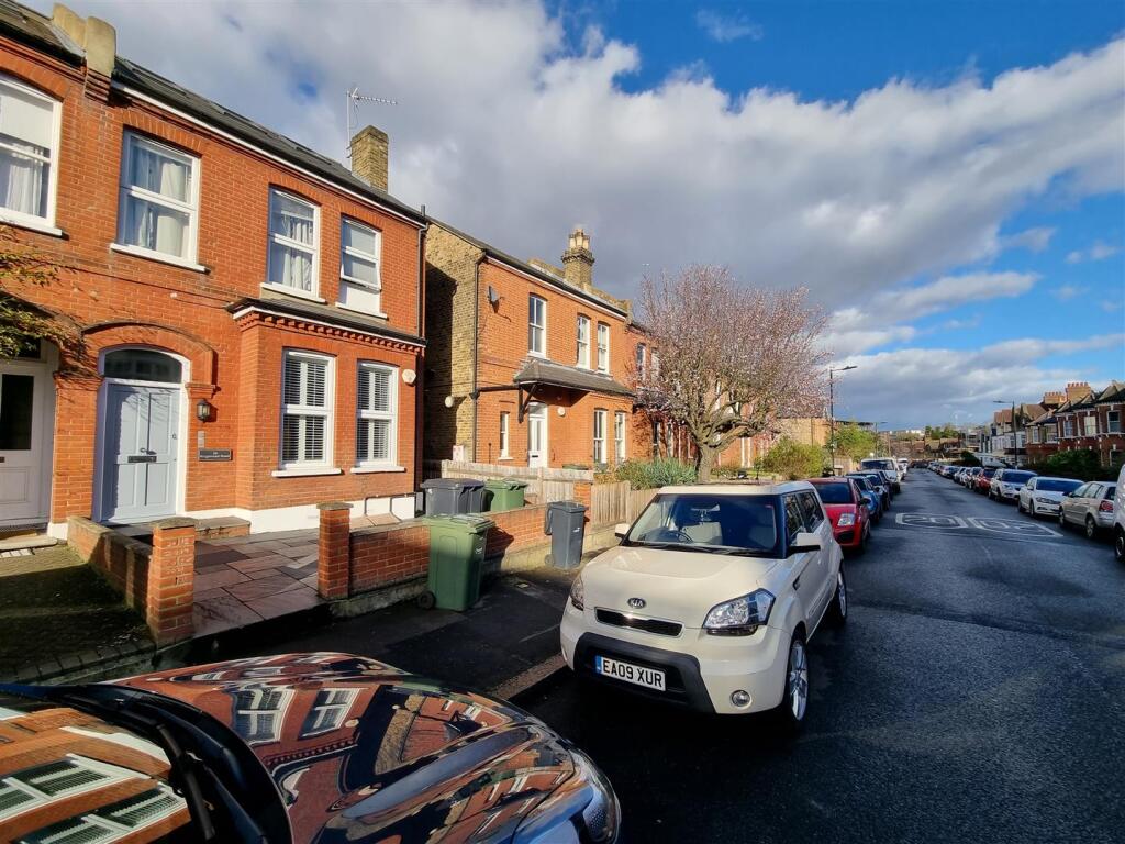 Property photo 8