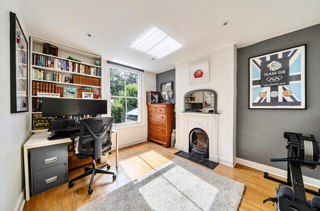 House in London, Shepherd's Hill, Crouch End - View 4