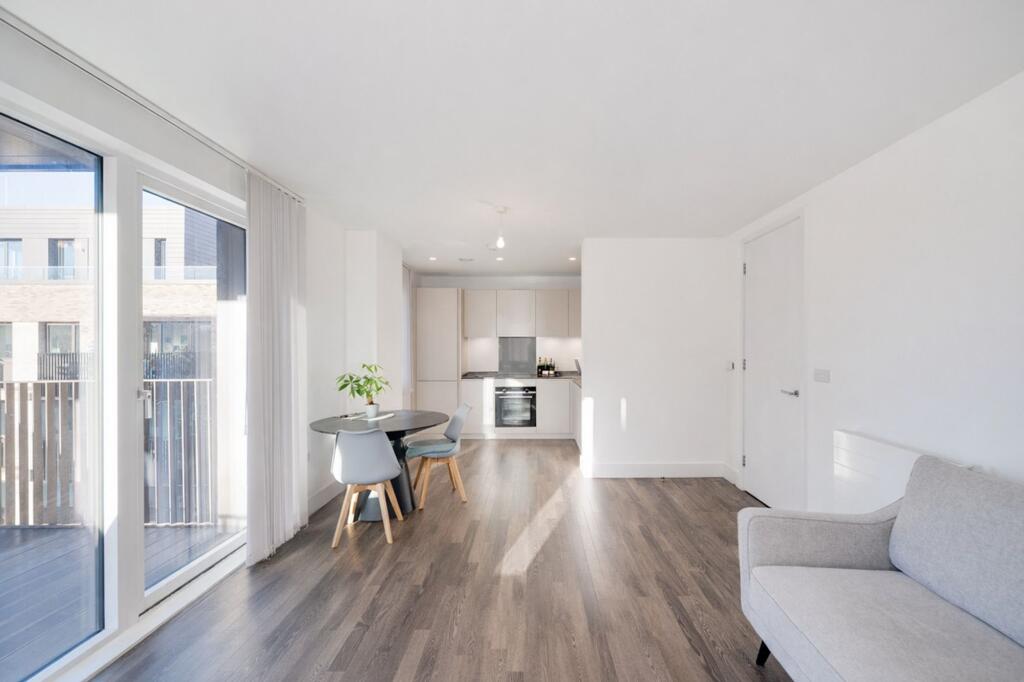 Apartment in London - View 5