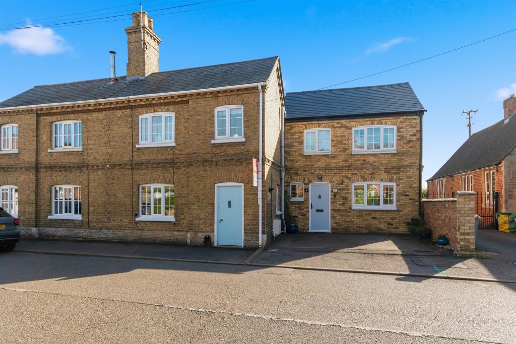 4-bed house on Church Street, Deeping St. James, Peterborough, £450,000