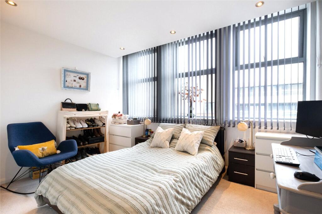 Apartment in London - View 2