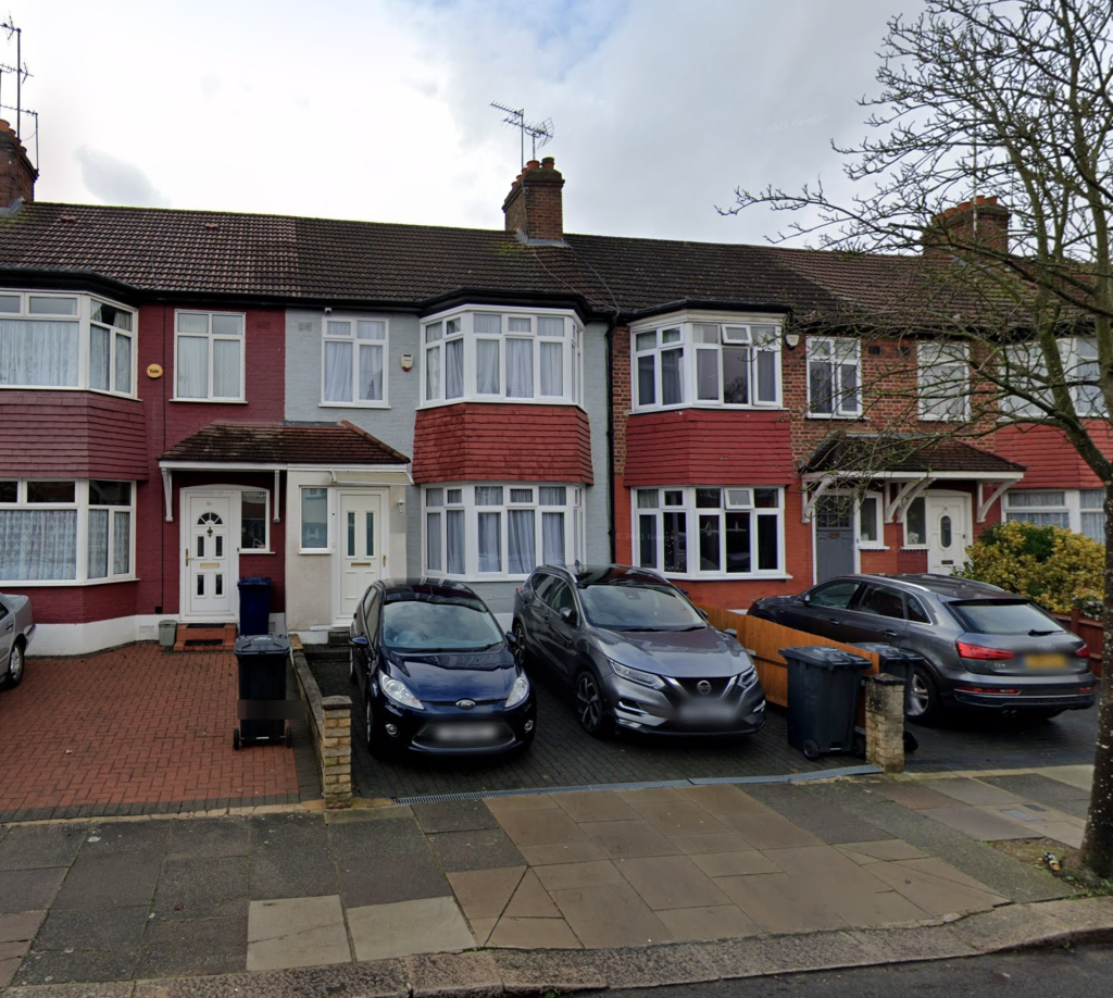Main image of property: Brentmead Gardens, London, NW10
