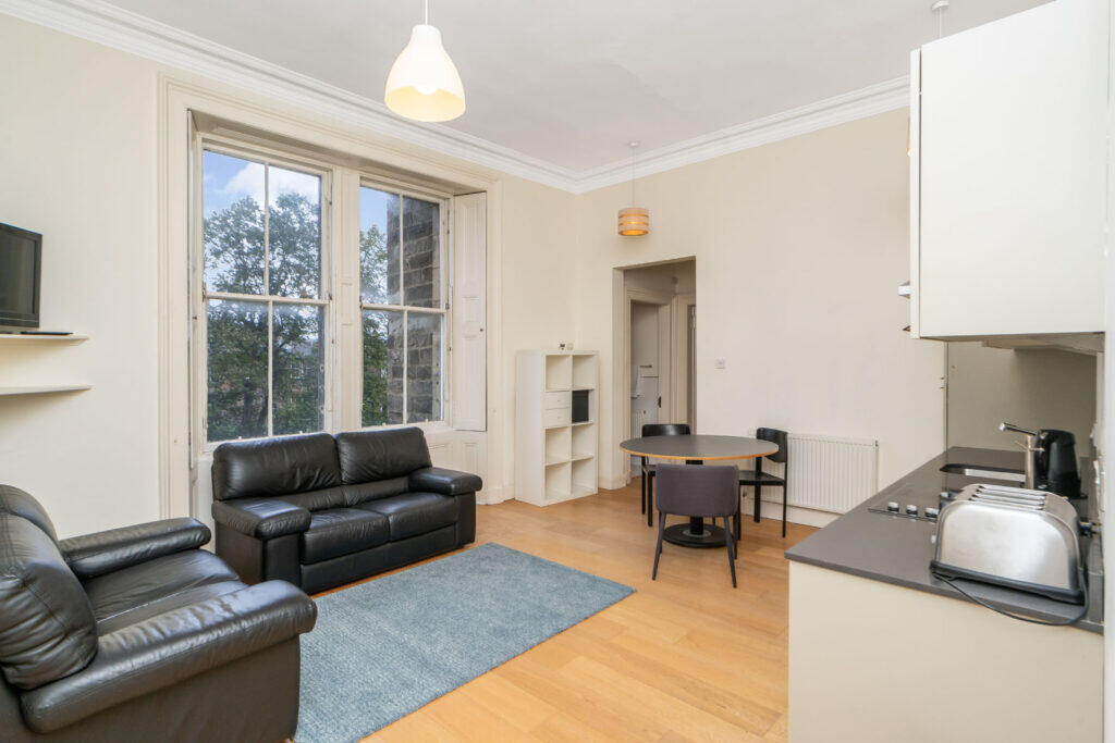 Apartment in Edinburgh, West Coates, West End - View 4