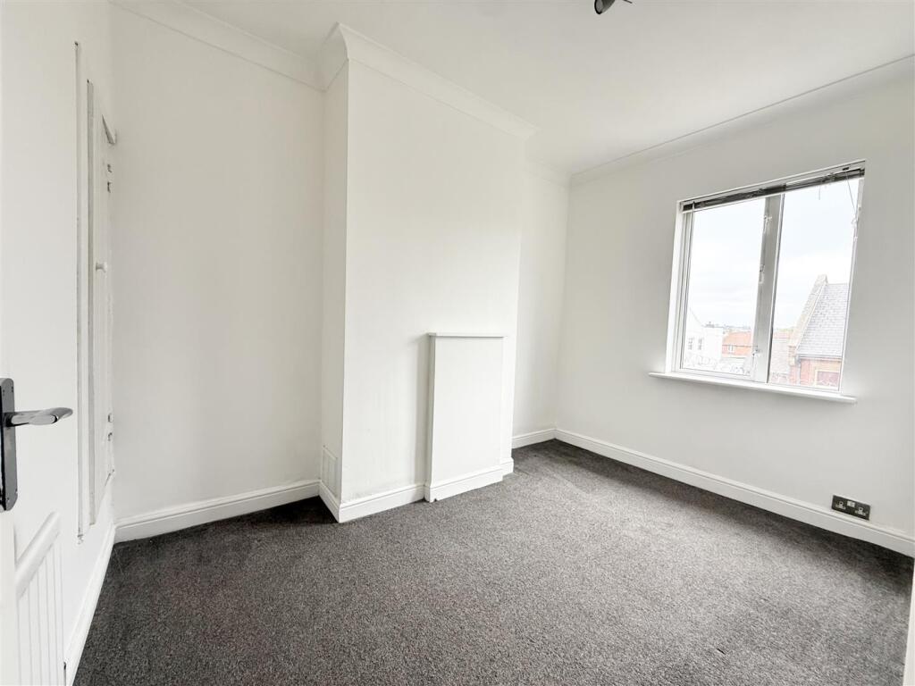 Bloomfield Street West, Halesowen - More