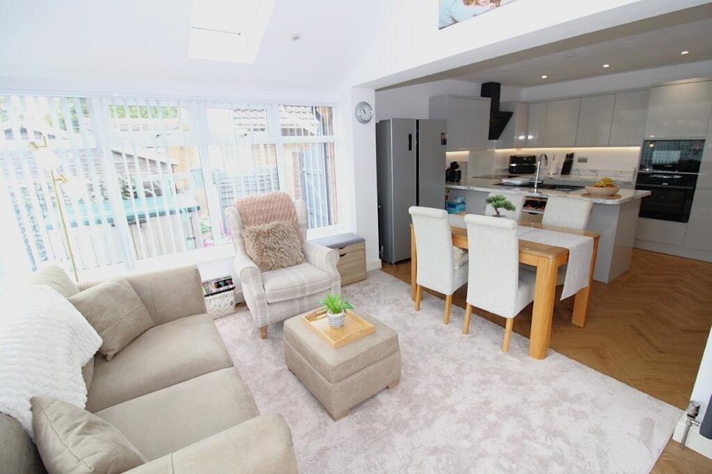 House in Sheffield - View 3