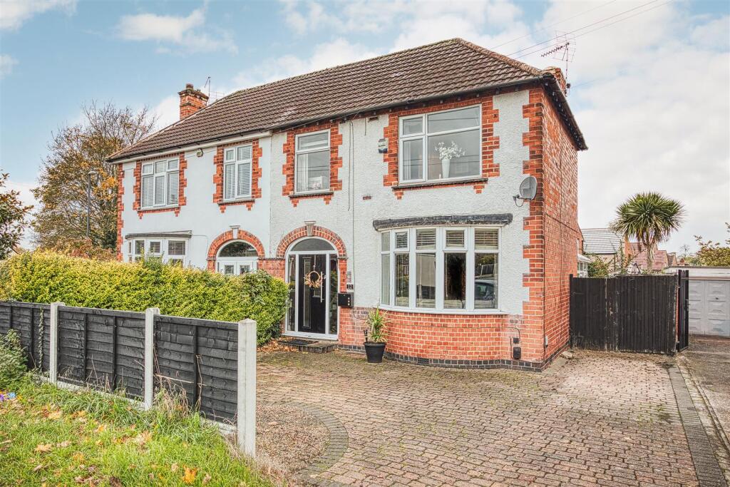 3-bed semi-detached on Gravel Pit Lane, Spondon, Derby, £270,000