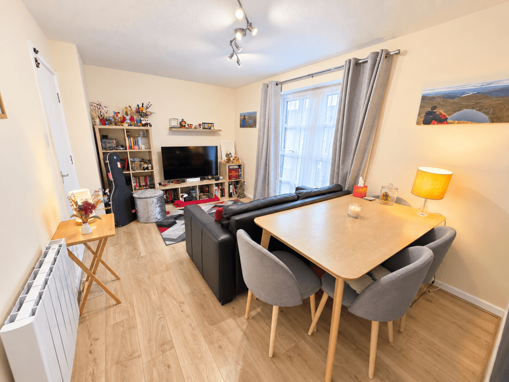 Apartment in Manchester - View 4