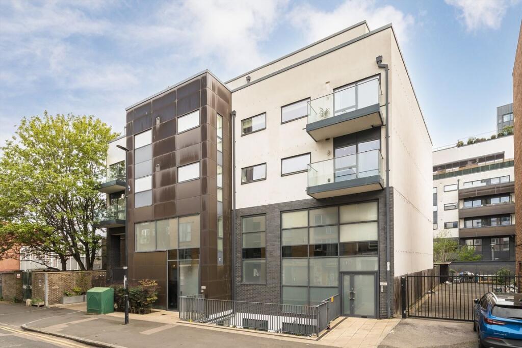 Main image of property: Singer Mews, Clapham North
