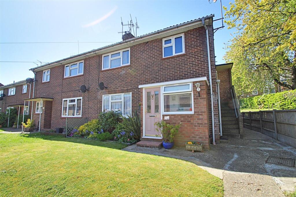 Main image of property: Waterside, Kings Langley