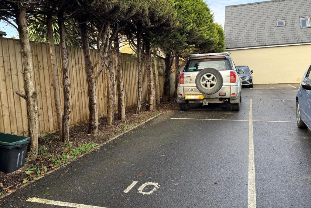 Additional image 8 of Woodhayes Court, Henstridge, Somerset, BA8