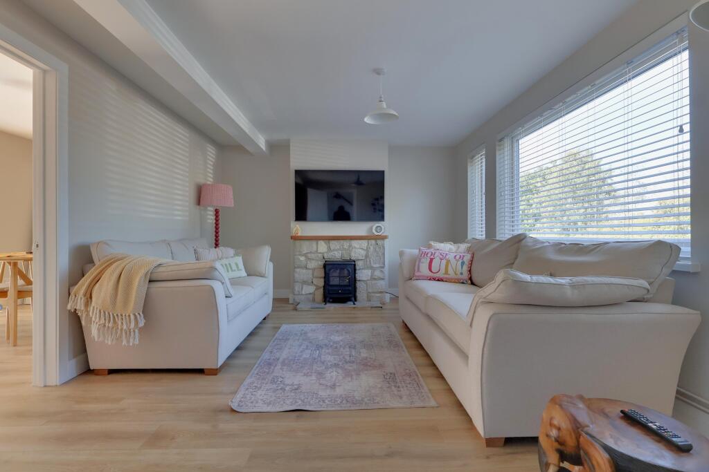 Hulbert Road, Bedhampton, Havant photo 2