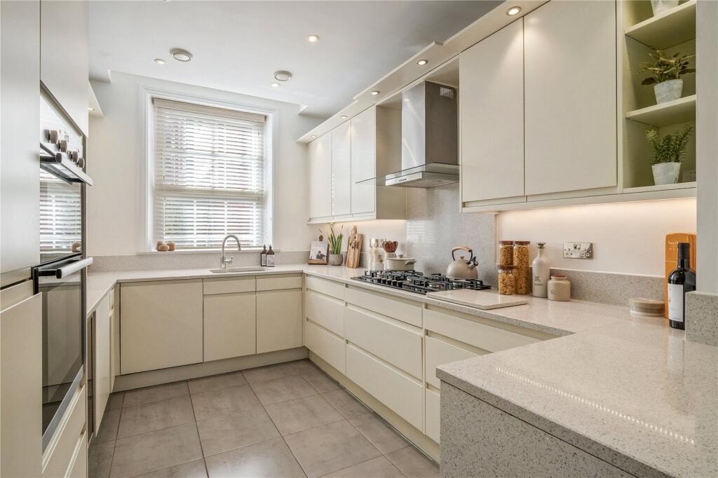 Bloomesbury Avenue, St James' Park, Didsbury, Manchester, M20 photo 4