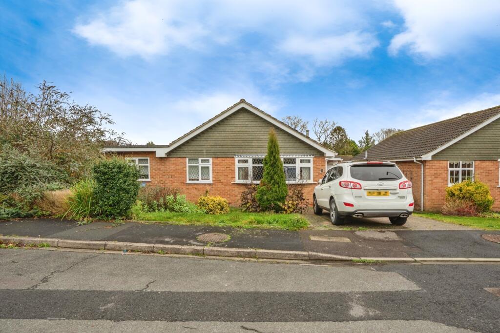Main image of property: James Copse Road, Waterlooville, Hampshire, PO8