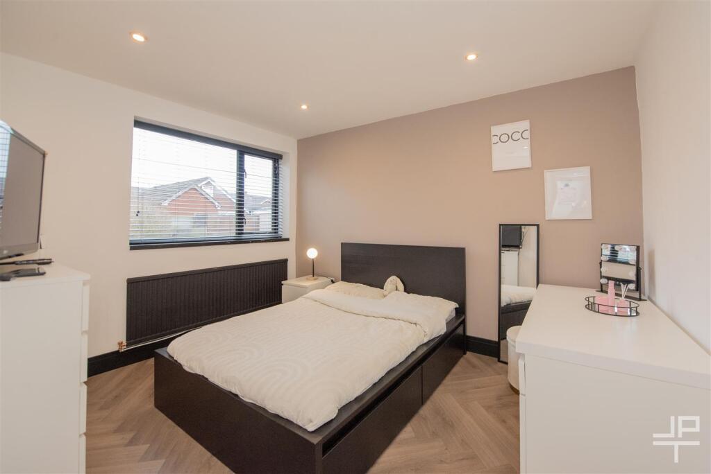 Dalkeith Road, Hindley Green, Wigan, WN2 4PD - Widok 6