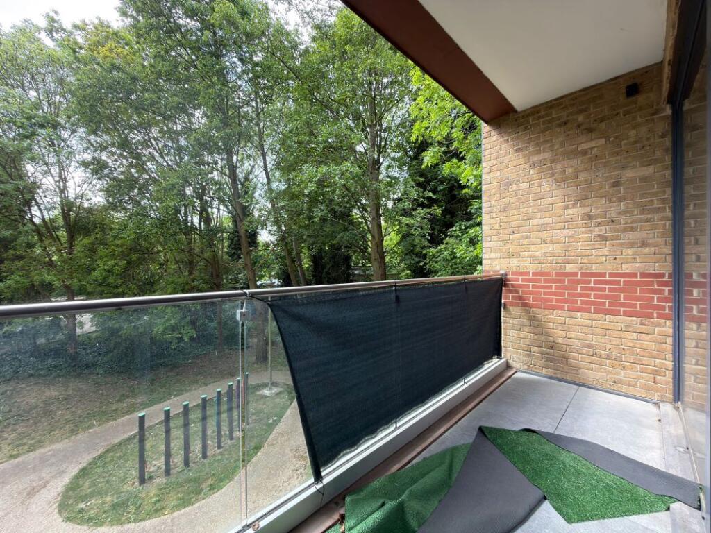 Apartment in London - View 4