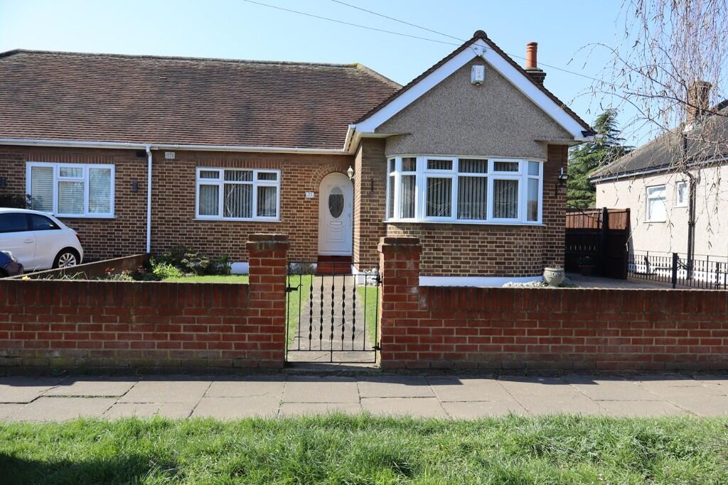 Main image of property: Meadow Road, North Grays, Essex, RM16