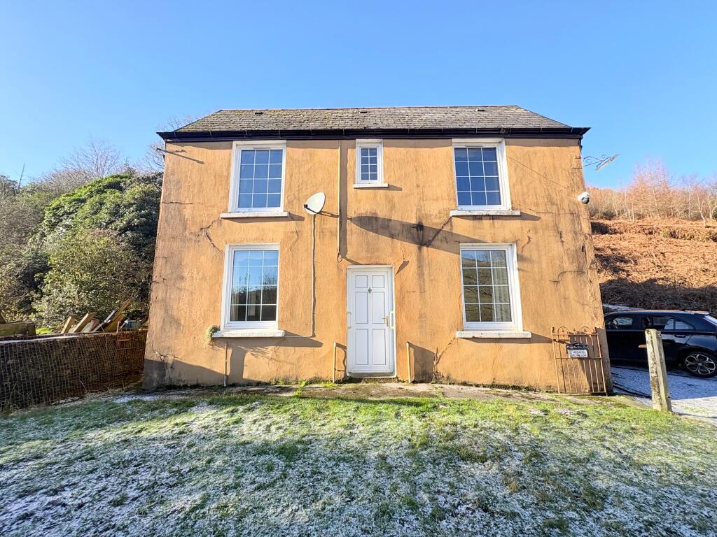 Garreg Farm, Garreg Side, Blaengarw, Bridgend photo 2