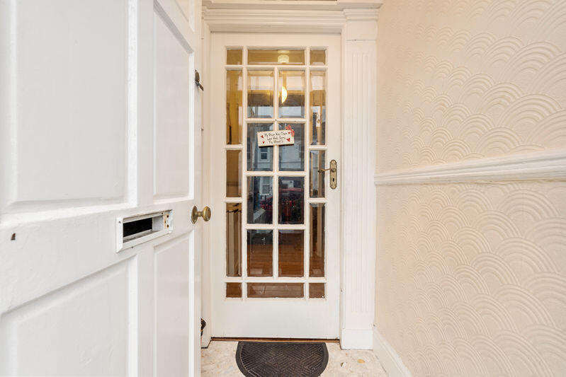 20 Farrant Street, Douglas photo 2
