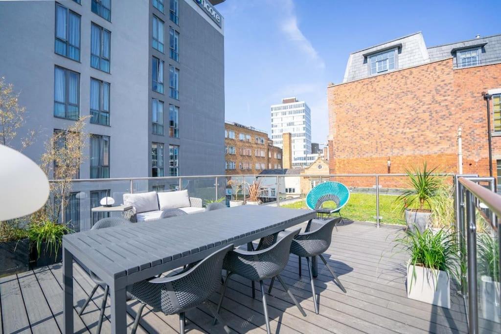 Main image of property: Yeoman Street, LE1