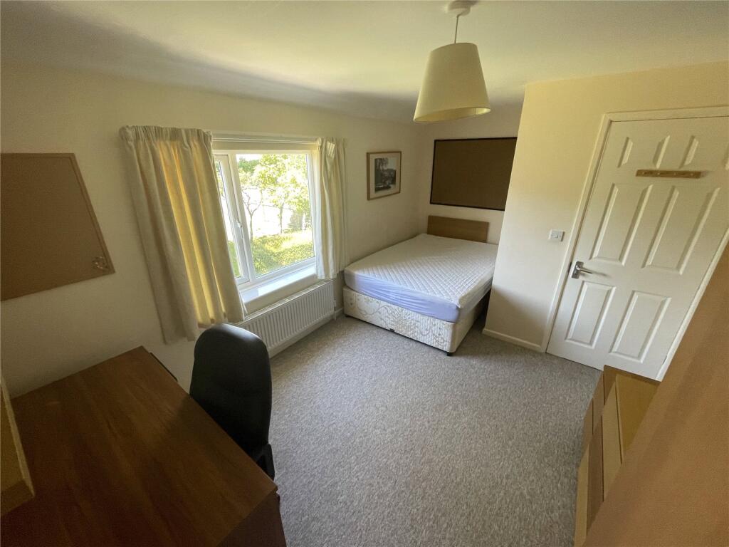 Additional image 9 of Trinity Road