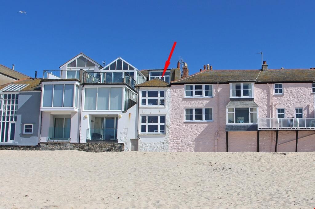 2-bed terraced on Fronting Porthmeor Beach - Back Road West, St Ives, Cornwall, £600,000
