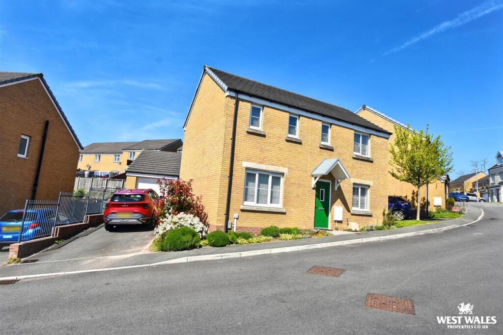 Main image of property: Gatehouse View, Pembroke