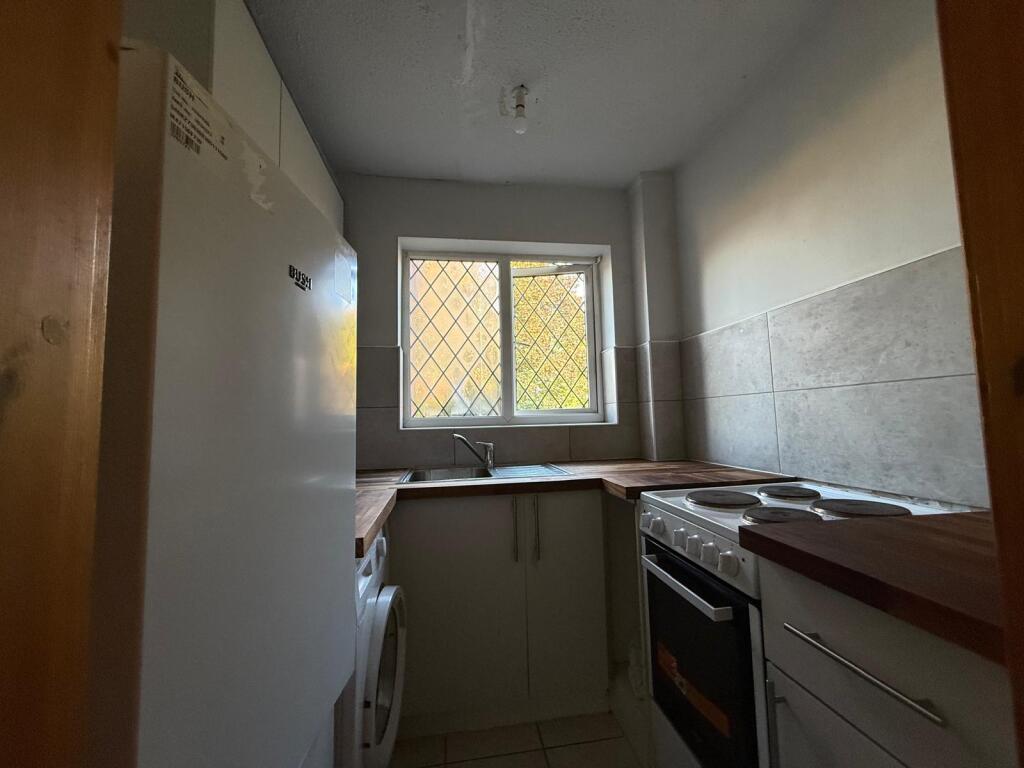 1 bedroom end of terrace house for rent