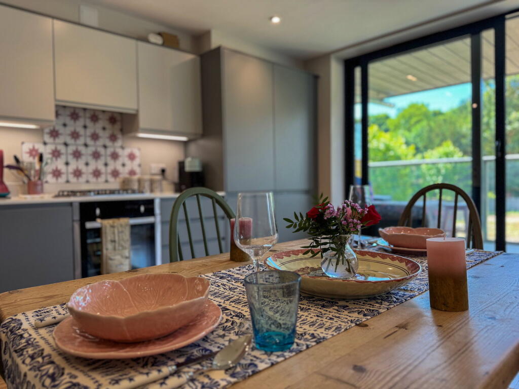 Apartment in Dover - More