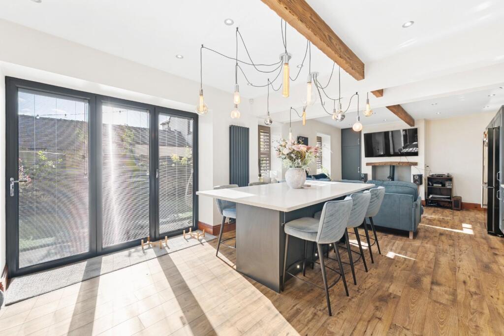 House in Leeds - View 4