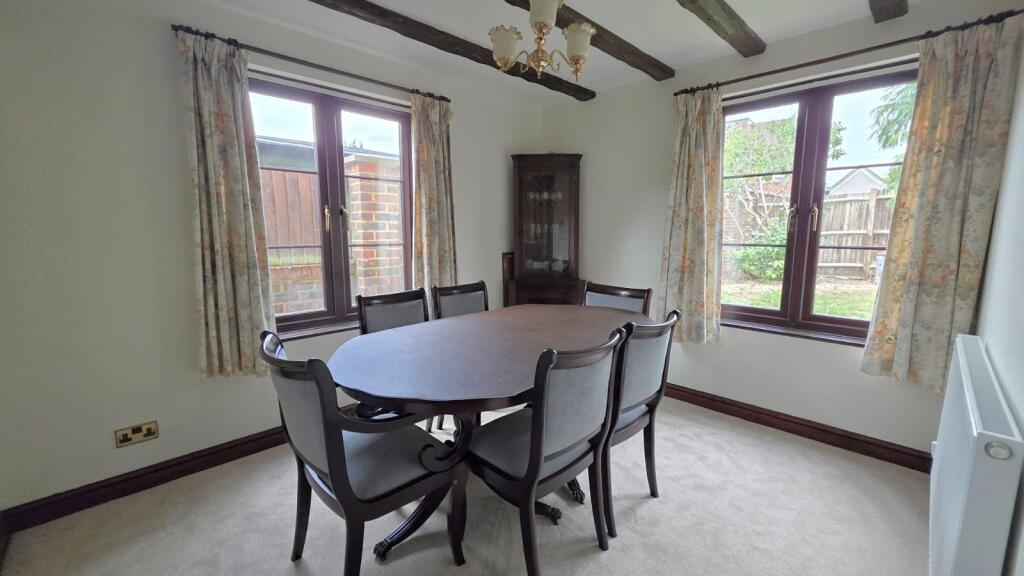 House in Redhill - View 5